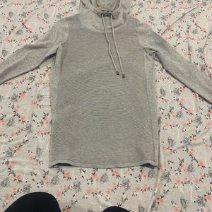 Artisan NY Hooded shirt
